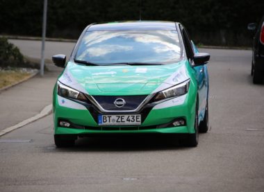 des-nissan-leaf-pour-stocker-lenergie-eolienne